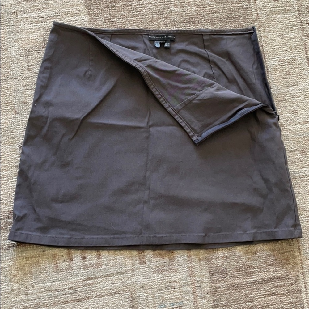 Zara Basic Fall/Winter Mini Short - Picture 2 of 2